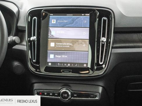 Used 2022 Volvo C40 P8 Recharge Ultimate image 17