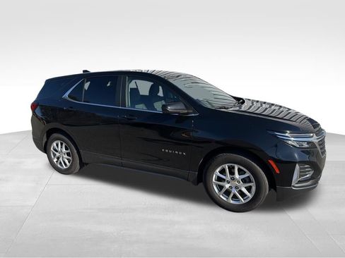 Used 2023 Chevrolet Equinox LT image 10