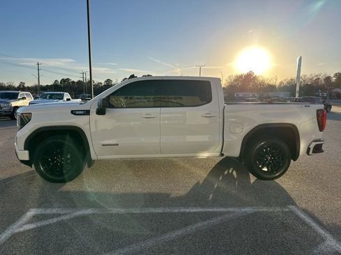 Used 2023 GMC Sierra 1500 Elevation w/ X31 Off-Road Package image 4