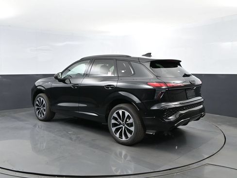 New 2026 Audi Q3 quattro 2.0T AWD/4WD image 27