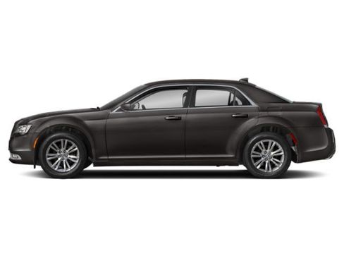 Used 2023 Chrysler 300 S RWD image 3