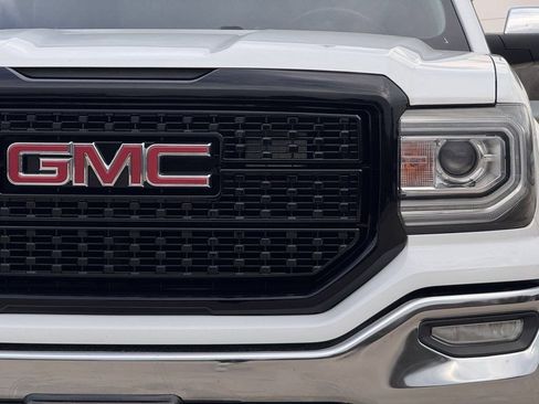 Used 2018 GMC Sierra 1500 SLT w/ Texas SLT Premium Package RWD image 7