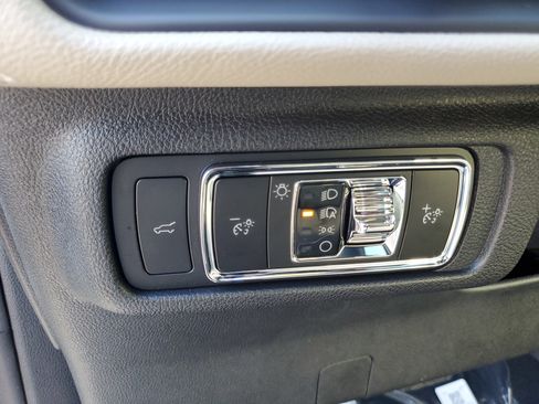 New 2026 Lincoln Corsair Reserve image 14