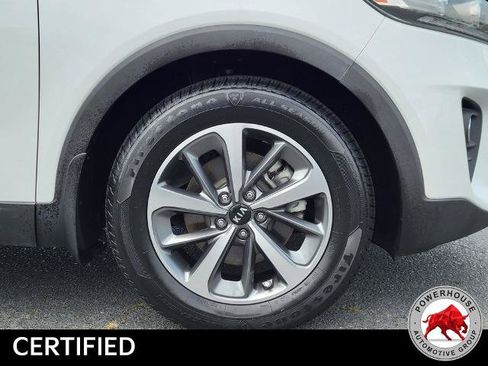 Used 2019 Kia Sorento EX FWD image 12