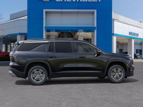 New 2026 Chevrolet Traverse LT w/ Driver Confidence Package image 5