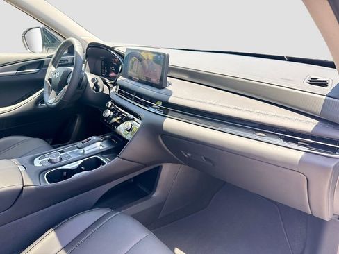 Certified 2026 INFINITI QX60 Luxe w/ Cargo Package FWD image 33