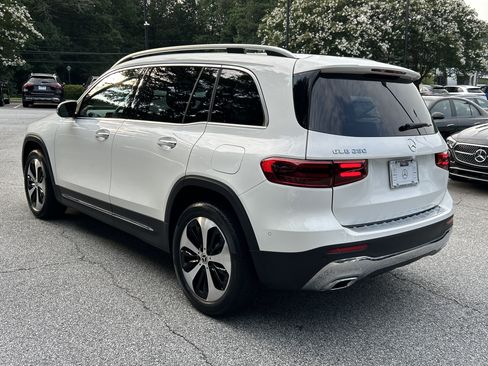 Certified 2024 Mercedes-Benz GLB 250 image 12