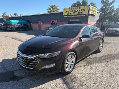 Used 2020 Chevrolet Malibu LT FWD image 2