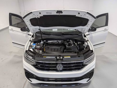 Used 2022 Volkswagen Tiguan SE R-Line AWD/4WD image 13
