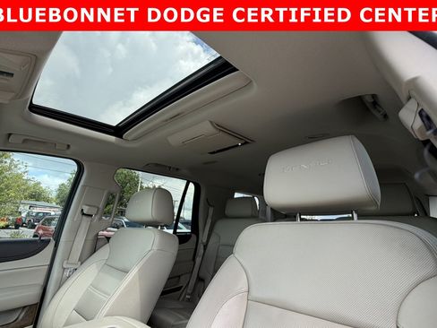 Used 2018 GMC Yukon Denali w/ Denali Ultimate Package AWD/4WD image 30