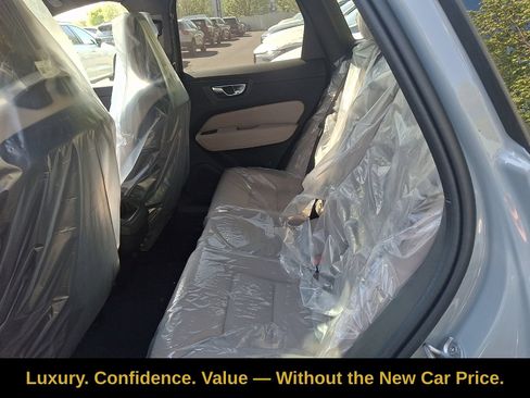 Used 2026 Volvo XC60 B5 Plus w/ Protection Package Premier AWD/4WD image 7
