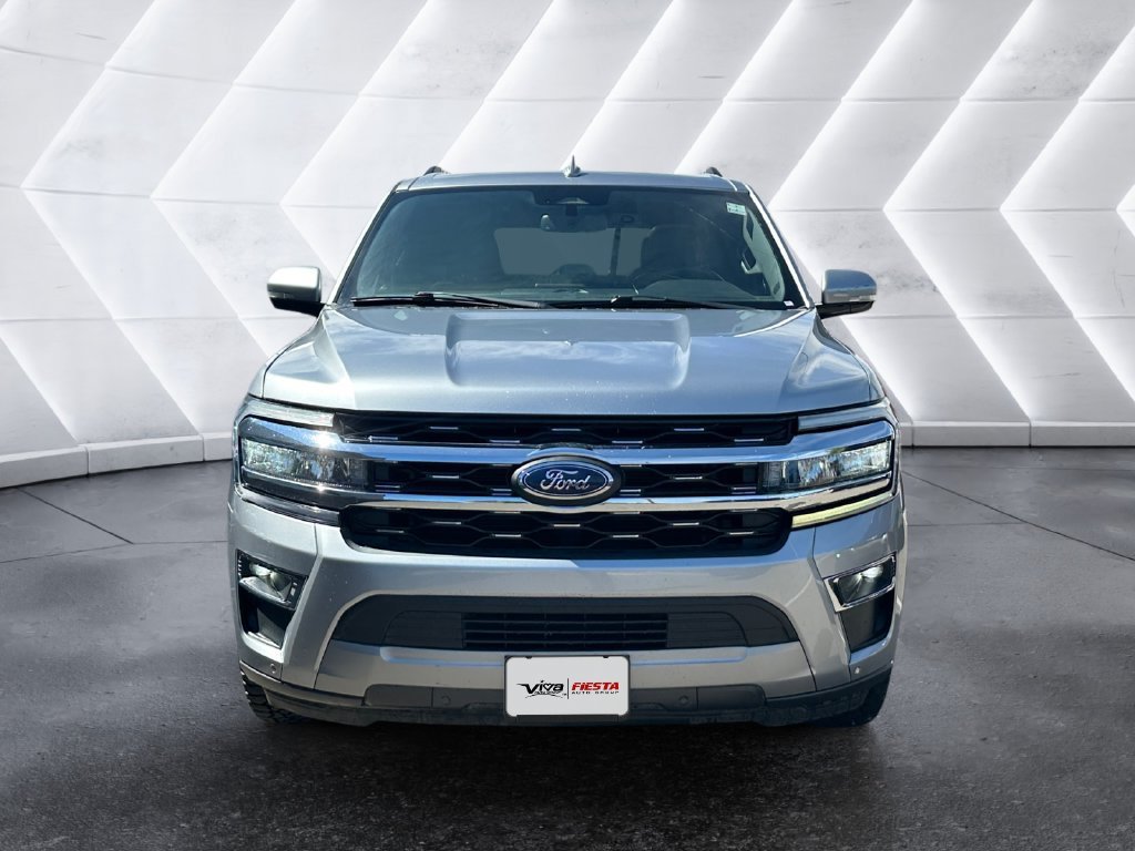 Used 2024 Ford Expedition Limited AWD/4WD image 2