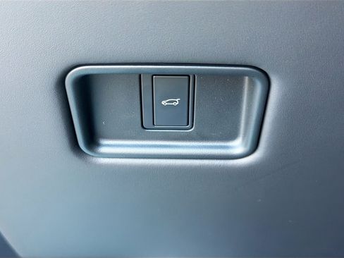 New 2026 Land Rover Range Rover Autobiography AWD/4WD image 35