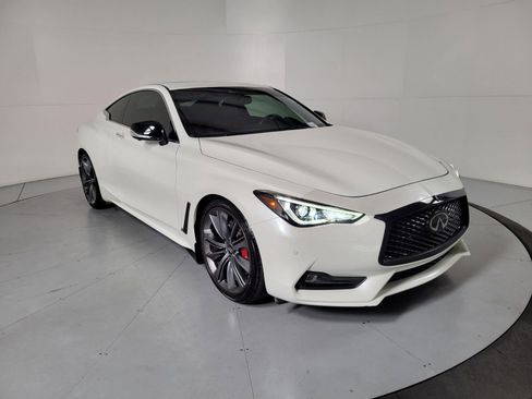 Used 2022 INFINITI Q60 Red Sport 400 image 2