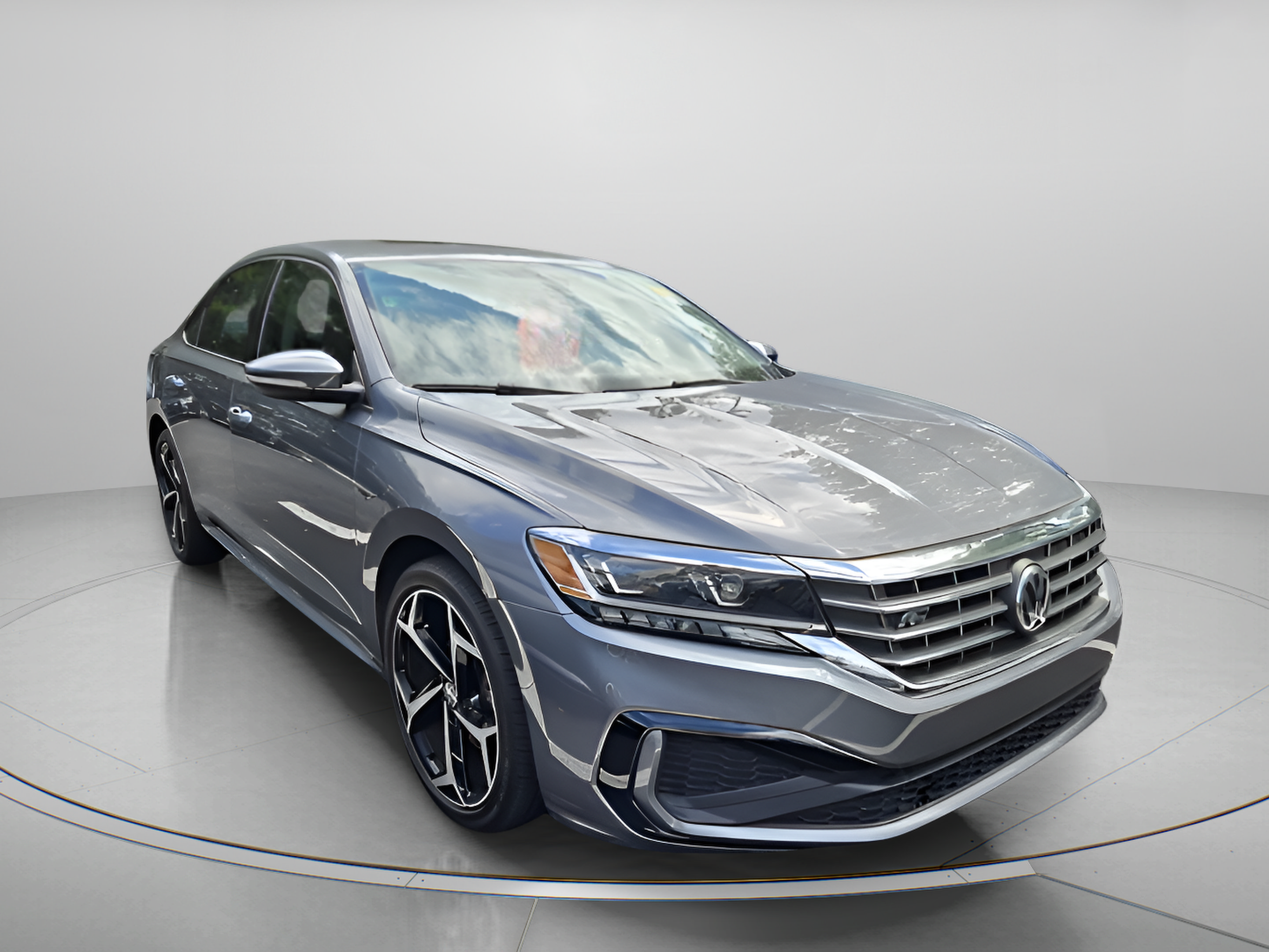 Used 2020 Volkswagen Passat 2.0T R-Line FWD image 3