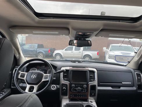 Used 2016 RAM 3500 Laramie w/ Convenience Group image 25