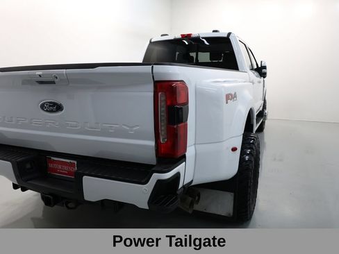 Used 2023 Ford F350 Lariat w/ FX4 Off-Road Package AWD/4WD image 42