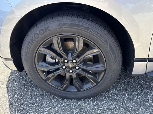 Used 2023 Ford Edge SE w/ Black Appearance Package AWD/4WD image 11