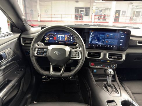 Used 2024 Ford Mustang GT Premium image 16