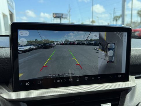 Certified 2025 Ford Explorer ST-Line image 23