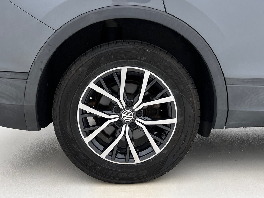 Used 2019 Volkswagen Tiguan SE AWD/4WD image 28
