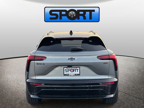 New 2025 Chevrolet Blazer EV RS image 21