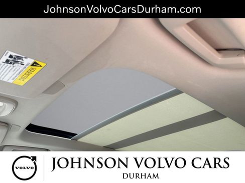 Used 2024 Volvo XC90 T8 Plus w/ Protection Package Premier AWD/4WD image 16