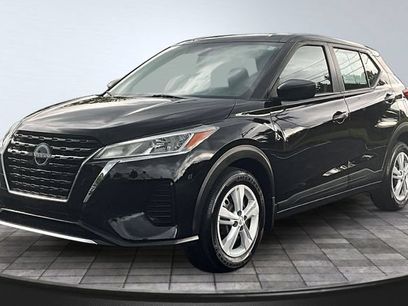 Used 2025 Nissan Kicks Play S