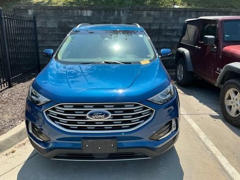 Used 2020 Ford Edge SEL w/ Convenience Package AWD/4WD image 2