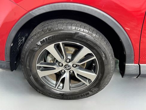 Used 2016 Toyota RAV4 XLE image 13