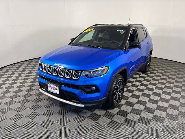 Used 2026 Jeep Compass Limited AWD/4WD image 3