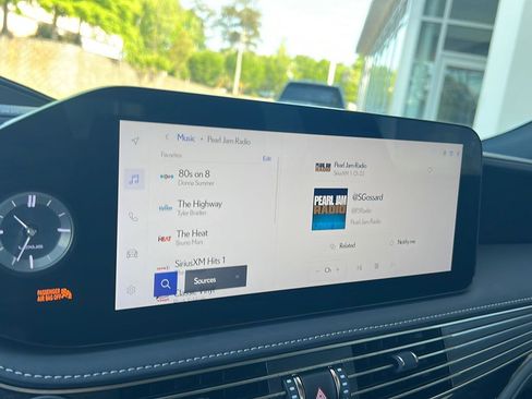 Used 2024 Lexus LS 500 image 23