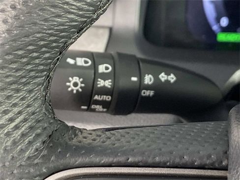 Used 2024 Toyota Tacoma Trailhunter image 18