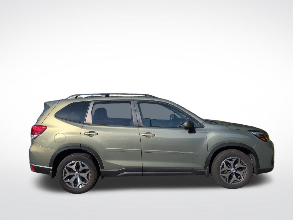 Used 2020 Subaru Forester Premium AWD/4WD image 9