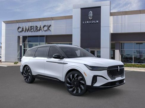 New 2026 Lincoln Nautilus Reserve w/ Jet Appearance Package image 29