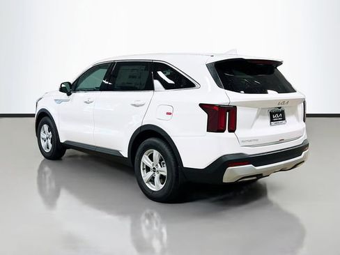 New 2026 Kia Sorento LX image 5