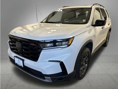 Certified 2024 Honda Pilot TrailSport