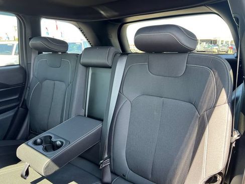 Certified 2025 Jeep Grand Cherokee Laredo X w/ Luxury Tech Group I AWD/4WD image 26