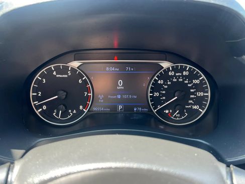 Used 2022 Nissan Altima 2.5 SV FWD image 16