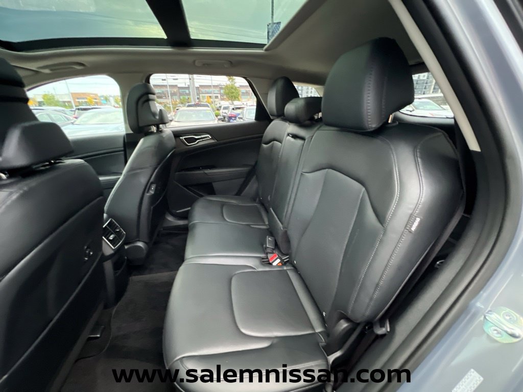 Used 2025 Kia Sportage EX w/ Premium Package AWD/4WD image 20