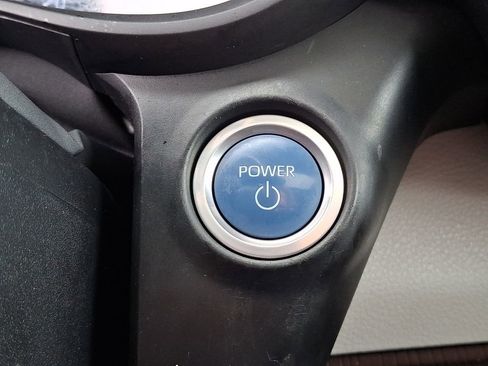 Used 2021 Toyota Sienna XLE AWD/4WD image 27