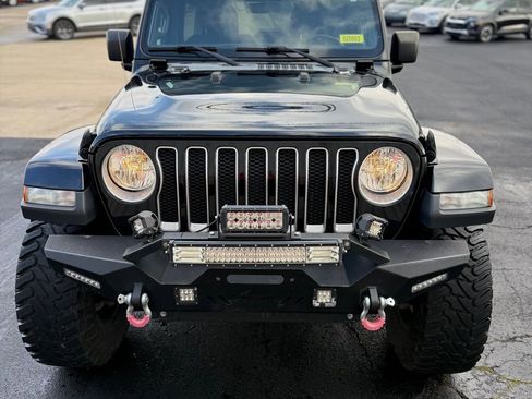 Used 2020 Jeep Wrangler Unlimited Sahara image 56