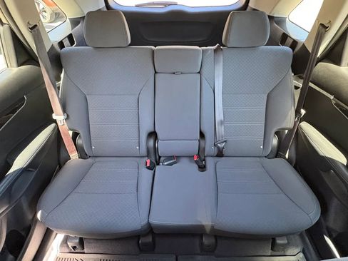 Used 2017 Kia Sorento LX FWD image 28