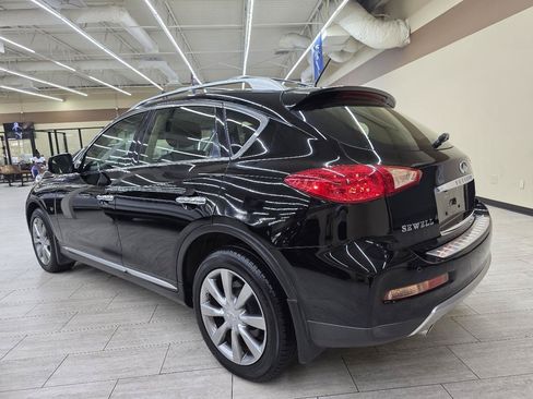 Used 2017 INFINITI QX50 2WD w/ Premium Plus Package image 8