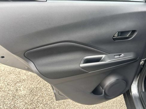 Certified 2025 Nissan Kicks Play S FWD image 20