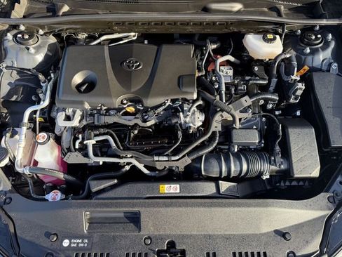 Used 2025 Toyota Camry XLE FWD image 24