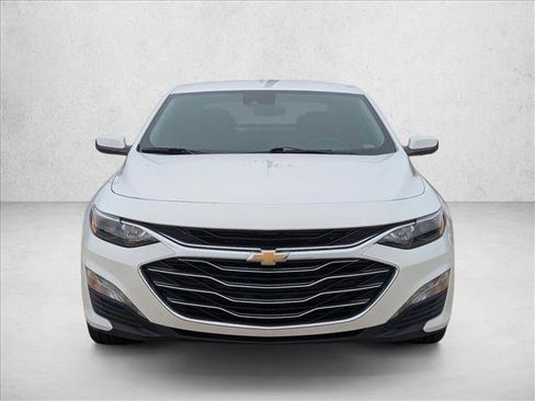 Used 2024 Chevrolet Malibu LT FWD image 2