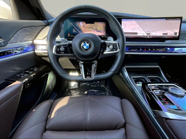Used 2023 BMW 740i RWD image 10