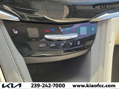 Used 2021 Cadillac XT6 Premium Luxury image 27