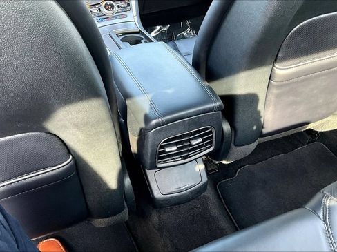 Used 2018 Lincoln MKZ Reserve FWD image 12
